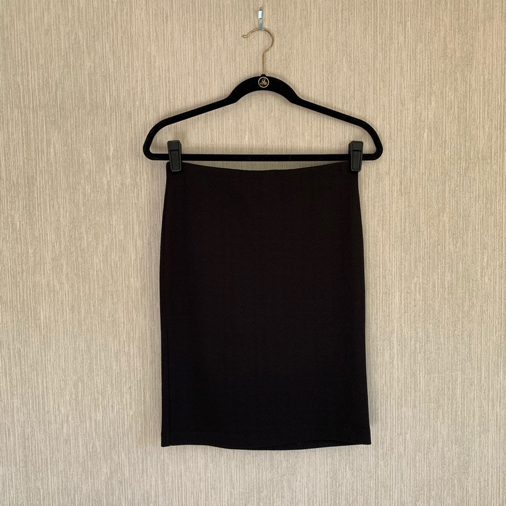 Metaphor Size Small Black Skirt